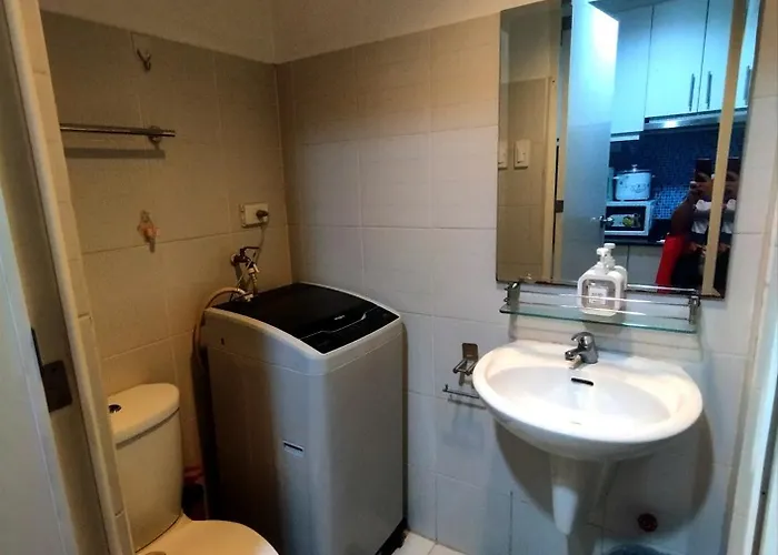 Sea Staycation Near Moa By R&g Apartment Manila